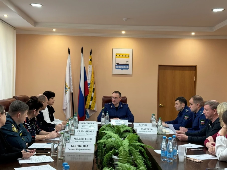 11 ноября 2024 года в администрации городского округа Навашинский состоялась встреча прокурора Нижегородской области Андрея Травкина с предпринимательским сообществом городского округа Навашинский.   